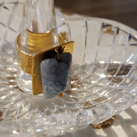 Ring - Picture 3 of 3